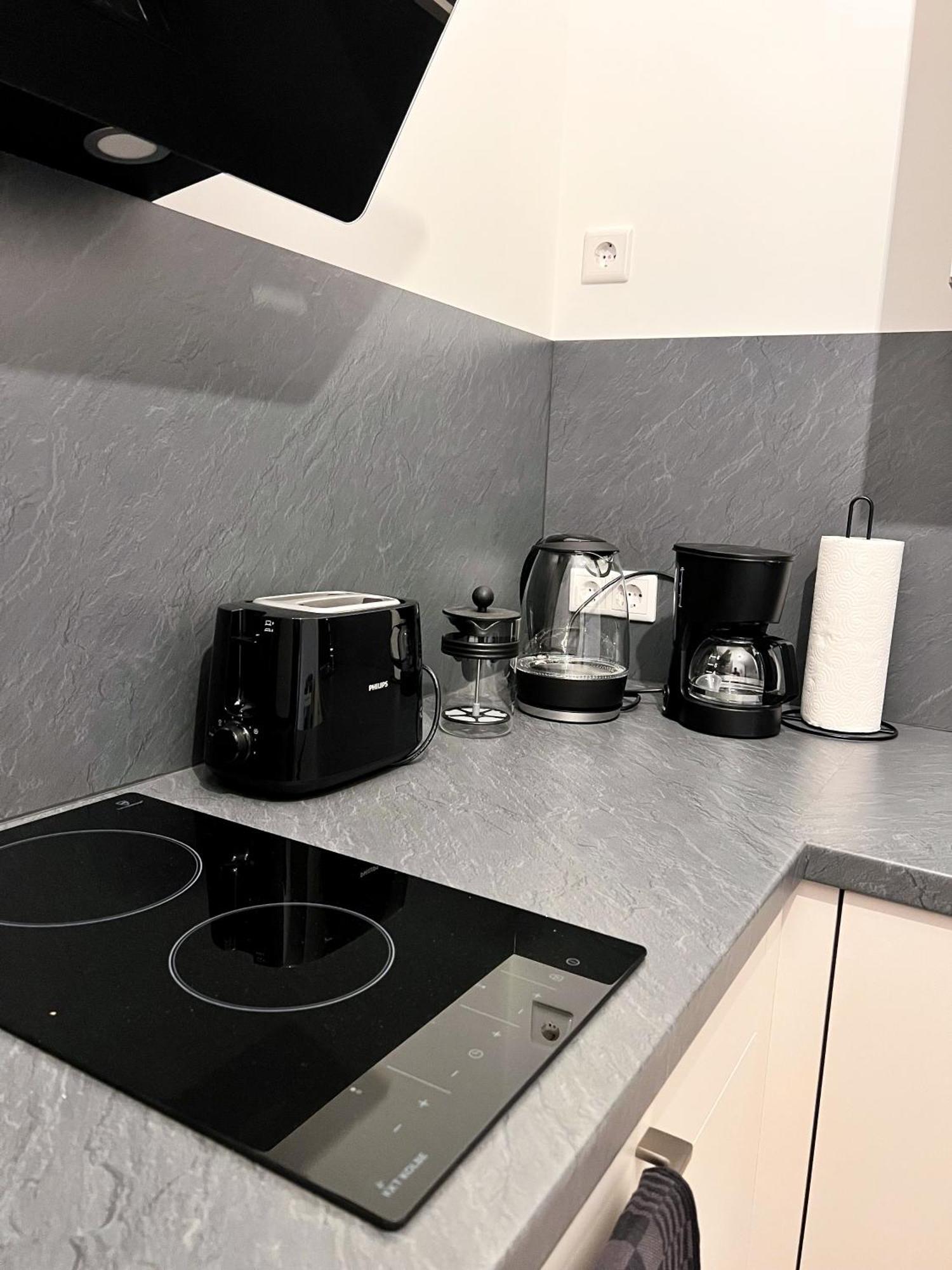 Zentrale Wohlfuehloase Mit Parkplatz Apartment *